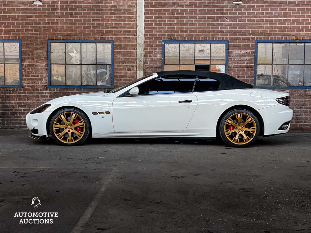 Maserati GranCabrio 4.7 460hp 2010