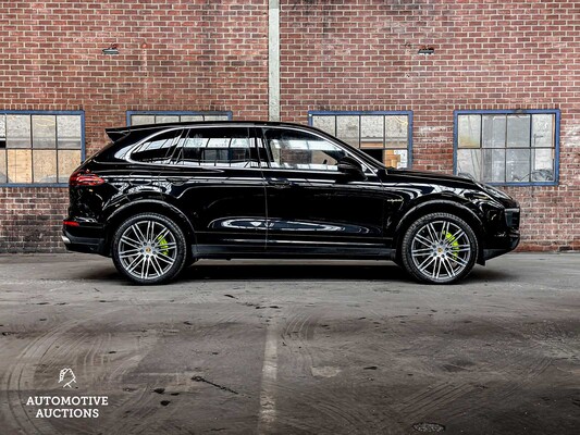 Porsche Cayenne S E-Hybrid 3.0 V6 416PS 2015 -Orig. DE- Plug-In-Hybrid, HF-230-S