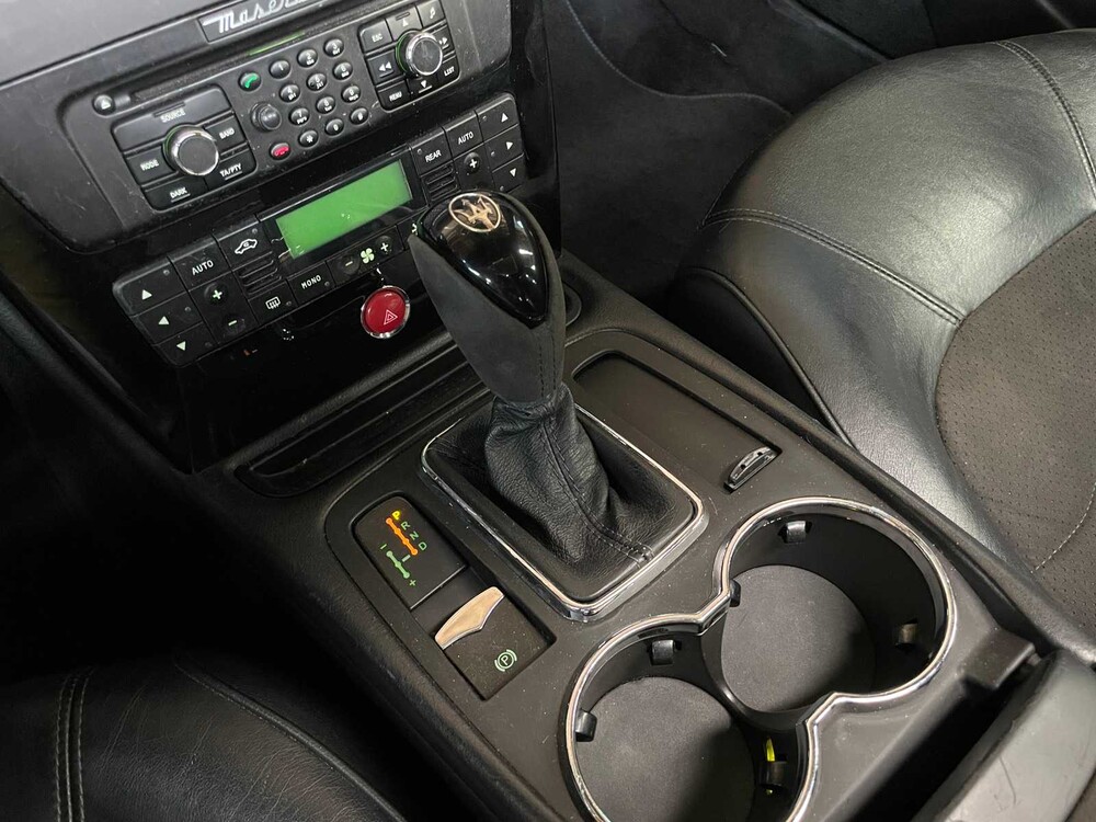 Maserati Quattroporte GTS 4.7 V8 439PS 2011