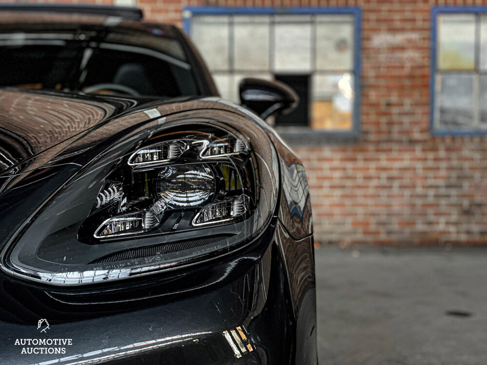 Porsche Panamera Sport Turismo 4 E-Hybrid Sport-Chrono 2.9 V6 -FACELIFT- Platinum Edition 462PS 2021, N-329-PS