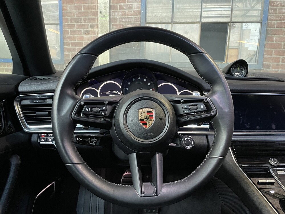 Porsche Panamera Sport Turismo 4 E-Hybrid Sport-Chrono 2.9 V6 -FACELIFT- Platinum Edition 462PS 2021, N-329-PS