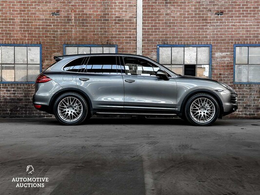 Porsche Cayenne S 4.8 V8 400pk 2011 Sport-Chrono