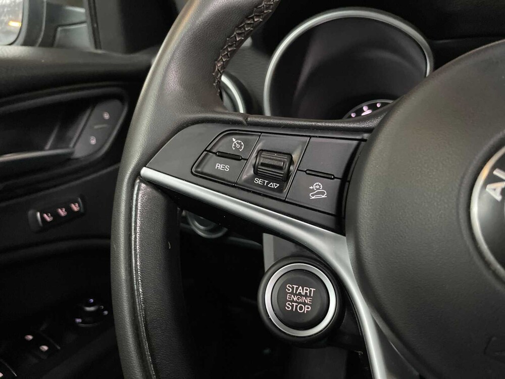 Alfa Romeo Stelvio 2.0 T AWD Super 200PS 2018 -Orig NL-, SR-834-L