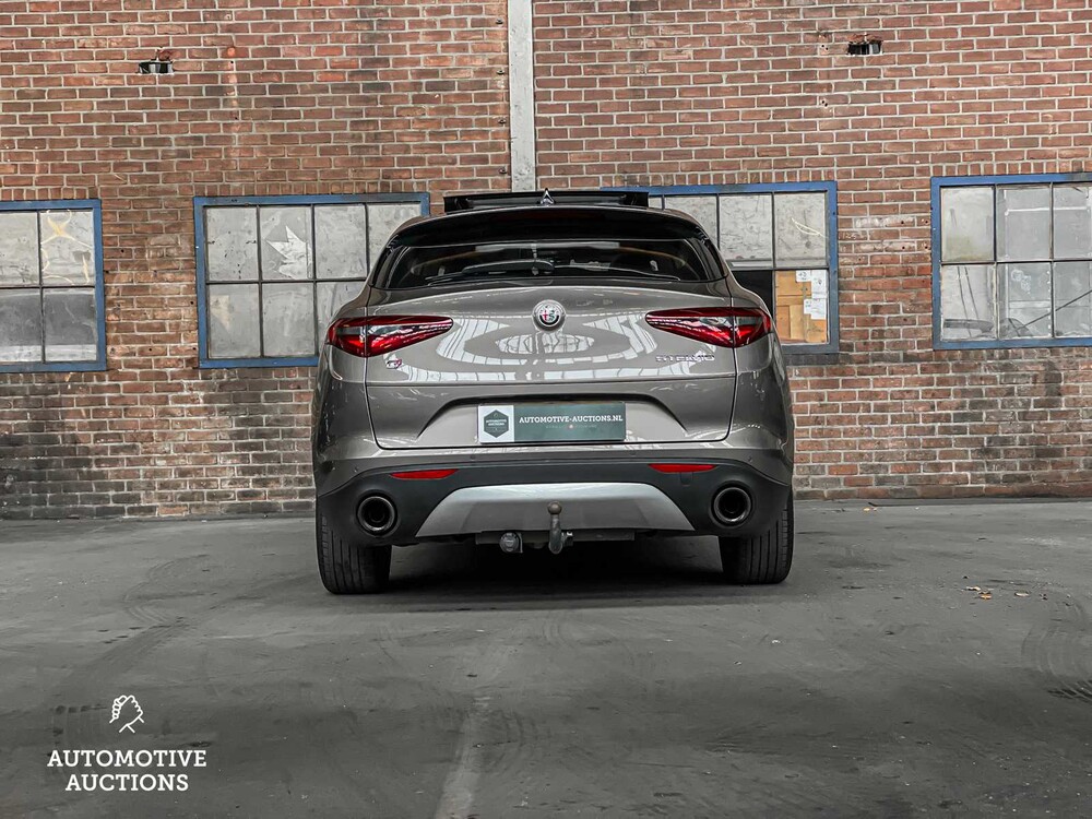 Alfa Romeo Stelvio 2.0 T AWD Super 200PS 2018 -Orig NL-, SR-834-L
