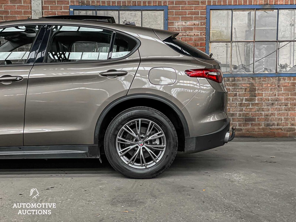 Alfa Romeo Stelvio 2.0 T AWD Super 200PS 2018 -Orig NL-, SR-834-L