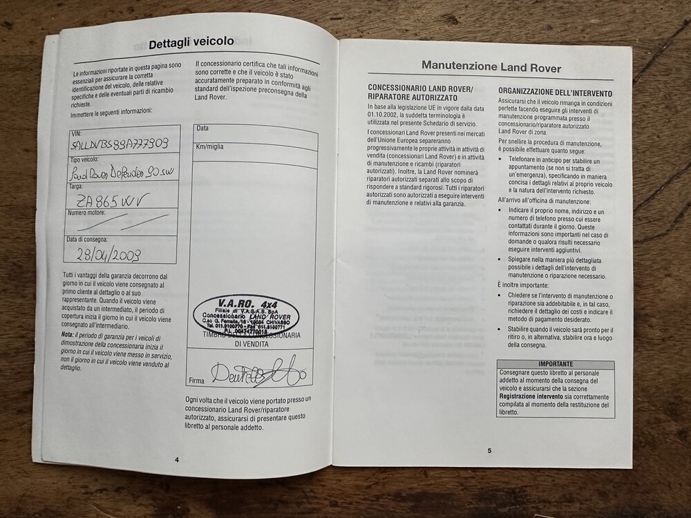 Land Rover Defender 2.4 TD4 90 Estate S 120hp 2009