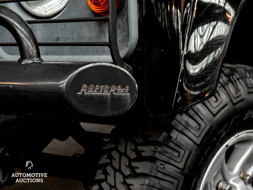 Land Rover Defender 2.4 TD4 90 Estate S 120hp 2009