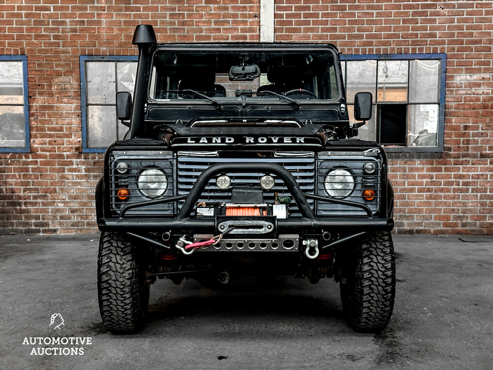 Land Rover Defender 2.4 TD4 90 Estate S 120hp 2009