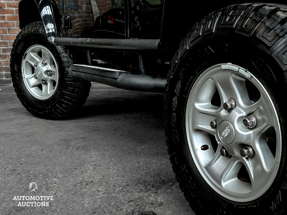 Land Rover Defender 2.4 TD4 90 Estate S 120hp 2009