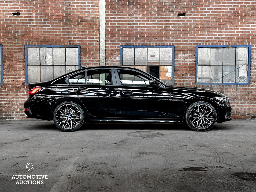 BMW 318i Executive 156PS 2021 3er, X-305-GR -Herstellergarantie-