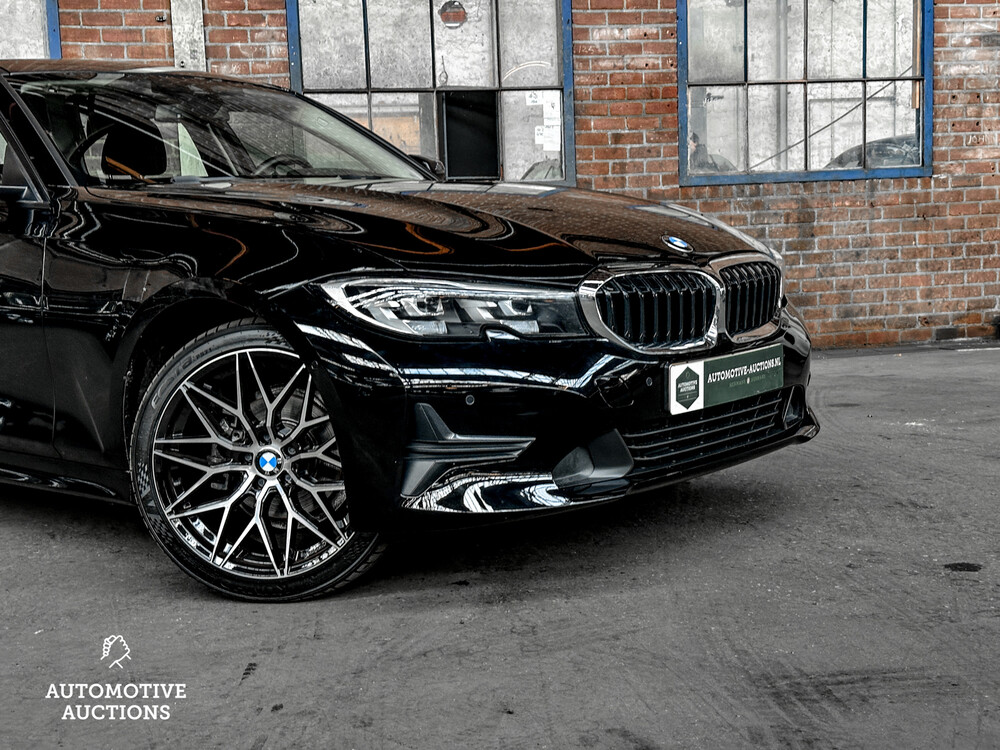 BMW 318i Executive 156PS 2021 3er, X-305-GR -Herstellergarantie-