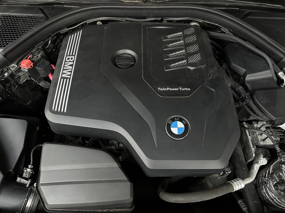 BMW 318i Executive 156PS 2021 3er, X-305-GR -Herstellergarantie-