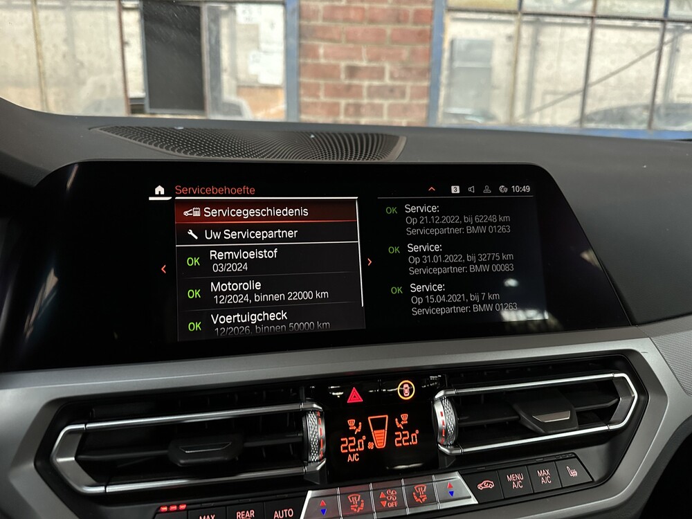 BMW 318i Executive 156PS 2021 3er, X-305-GR -Herstellergarantie-