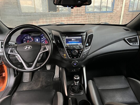 Hyundai Veloster 1.6 Bi-Turbo Limited 201PS 2016