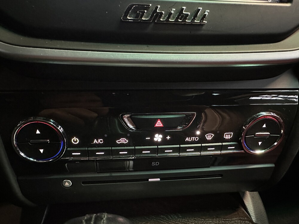 Maserati Ghibli 3.0 V6 330hp 2014 -Orig. NL-, 1-TGT-21