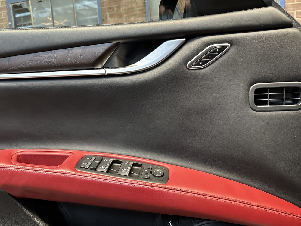 Maserati Ghibli 3.0 V6 330hp 2014 -Orig. NL-, 1-TGT-21