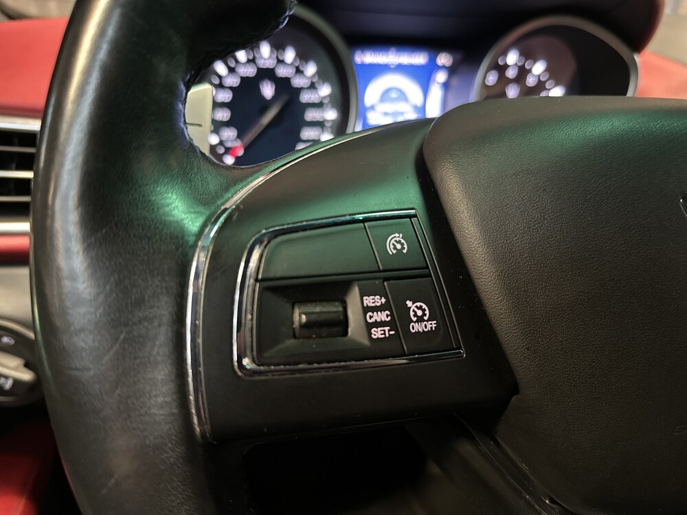 Maserati Ghibli 3.0 V6 330hp 2014 -Orig. NL-, 1-TGT-21