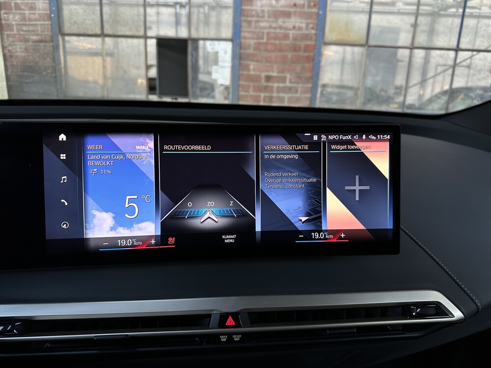 BMW iX xDrive50 M-Sport High Executive 112kWh 523PS 2022 GARANTIE ORIG-NL, P-938-BV