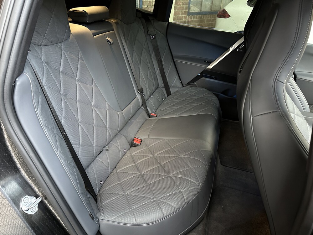 BMW iX xDrive50 M-Sport High Executive 112kWh 523PS 2022 GARANTIE ORIG-NL, P-938-BV