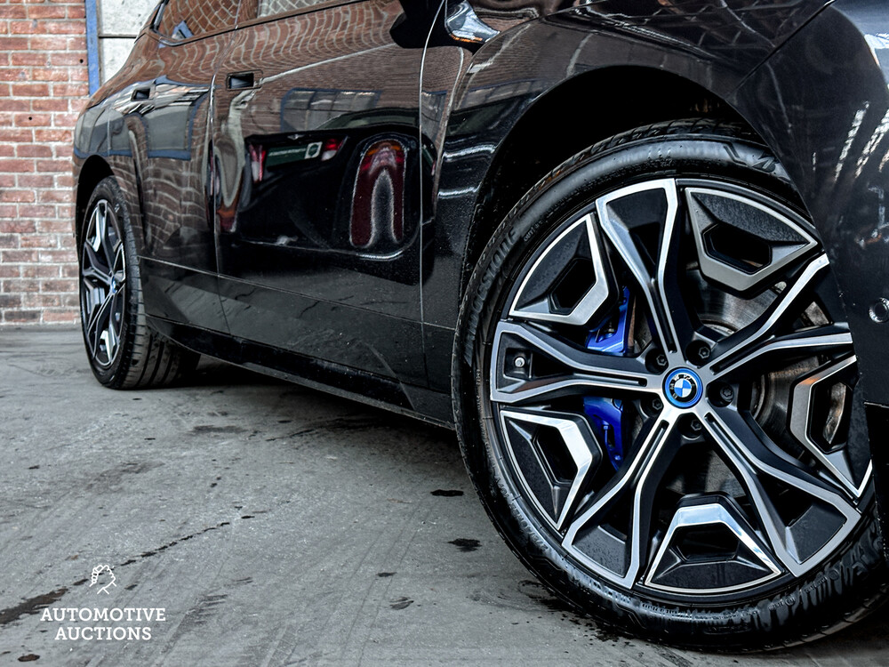 BMW iX xDrive50 M-Sport High Executive 112kWh 523PS 2022 GARANTIE ORIG-NL, P-938-BV