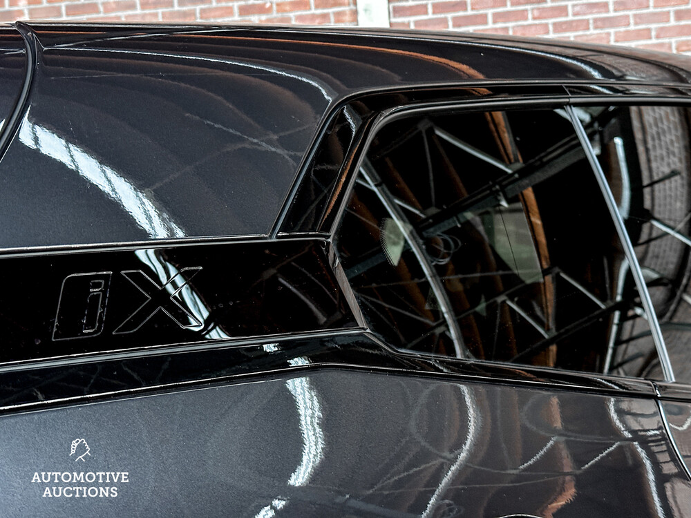 BMW iX xDrive50 M-Sport High Executive 112kWh 523PS 2022 GARANTIE ORIG-NL, P-938-BV