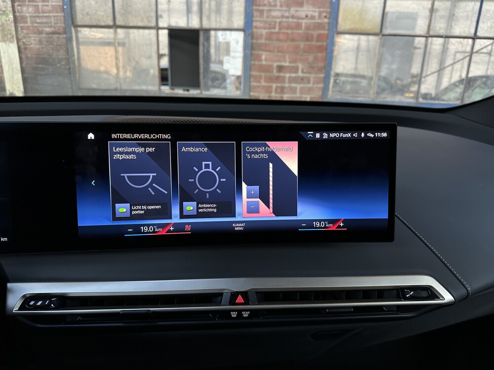 BMW iX xDrive50 M-Sport High Executive 112kWh 523PS 2022 GARANTIE ORIG-NL, P-938-BV