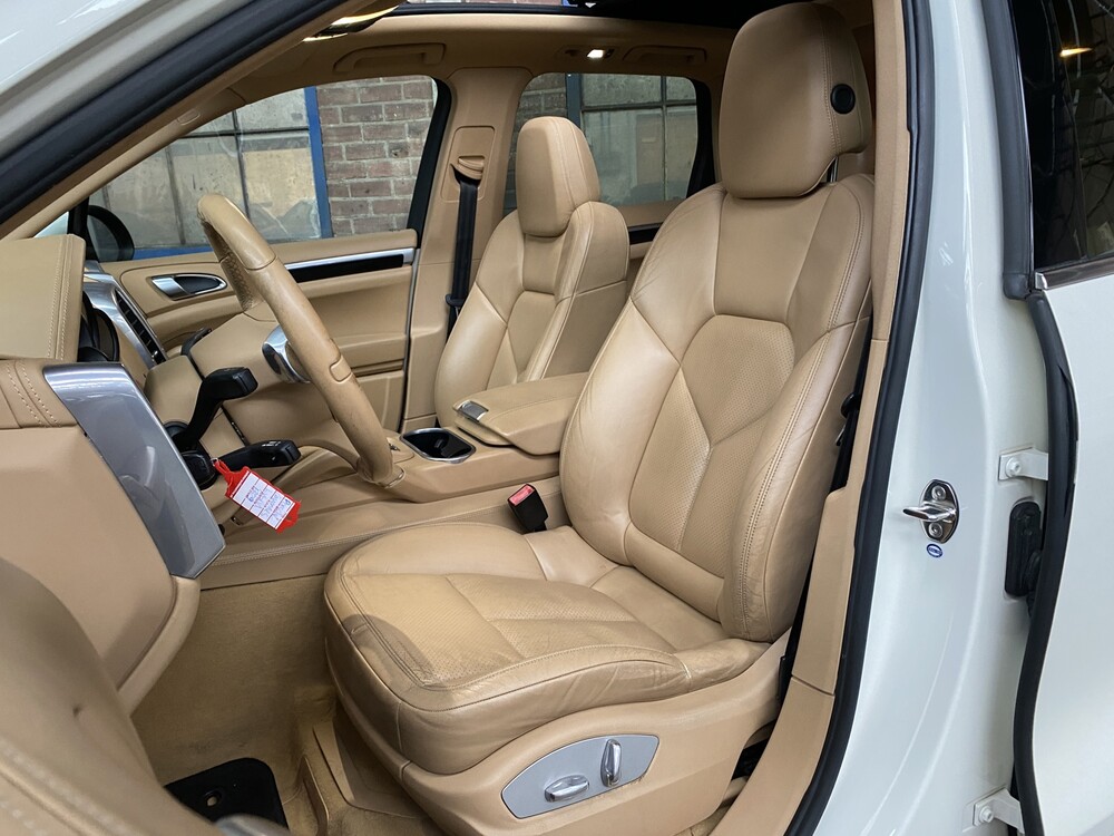 Porsche Cayenne S E-Hybrid 380PS 2012