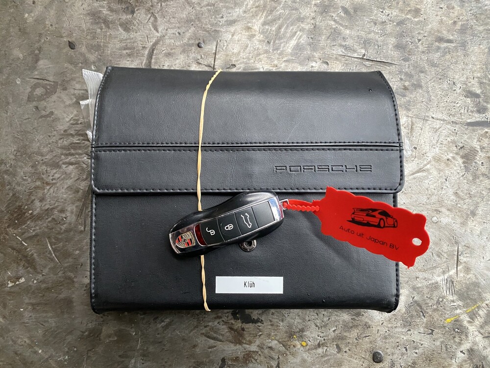 Porsche Cayenne S E-Hybrid 380PS 2012