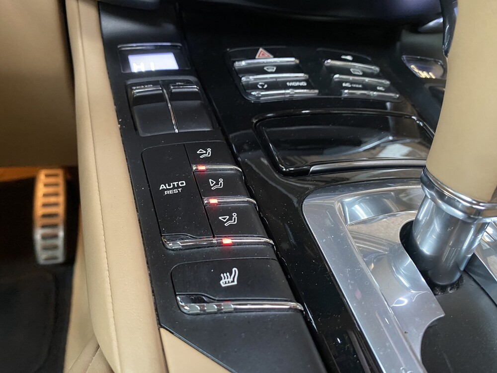 Porsche Cayenne S E-Hybrid 380PS 2012