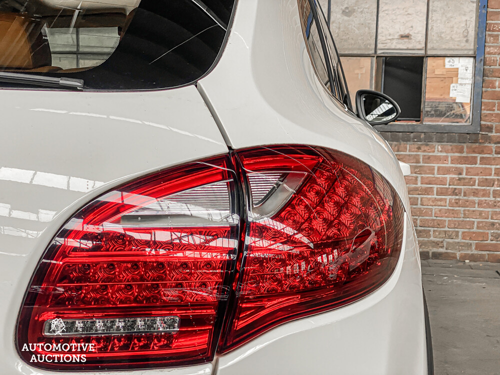 Porsche Cayenne S E-Hybrid 380PS 2012