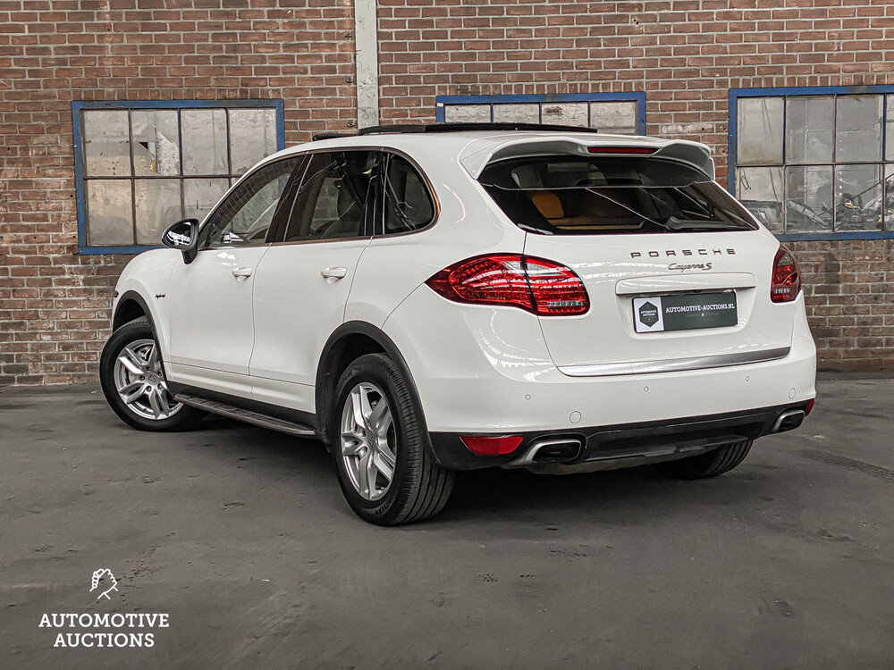 Porsche Cayenne S E-Hybrid 380PS 2012