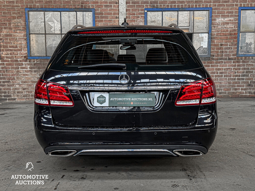 Mercedes-Benz E200 Kombi Avantgarde 184PS 2016 E-Klasse -Orig. NL-, R-110-TS