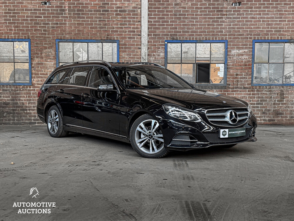 Mercedes-Benz E200 Kombi Avantgarde 184PS 2016 E-Klasse -Orig. NL-, R-110-TS