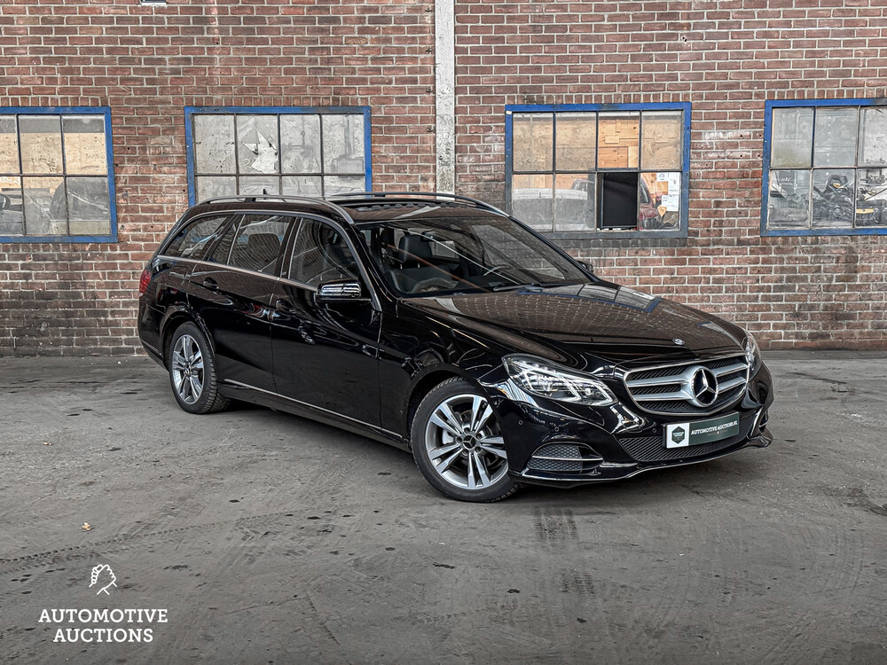 Mercedes-Benz E200 Kombi Avantgarde 184PS 2016 E-Klasse -Orig. NL-, R-110-TS