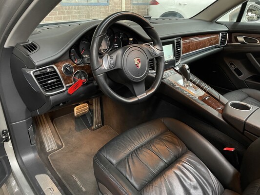 Porsche Panamera S 4.8 V8 400pk 2010