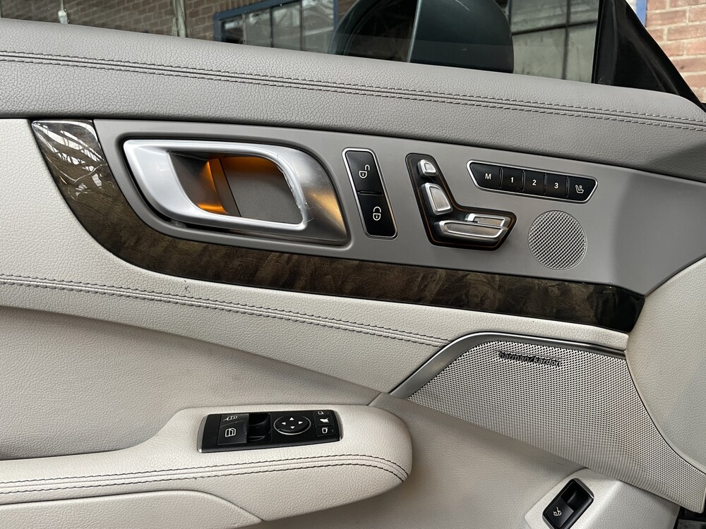 Mercedes-Benz SL500 AMG 4.6 V8 SL-Klasse 455PS 2013