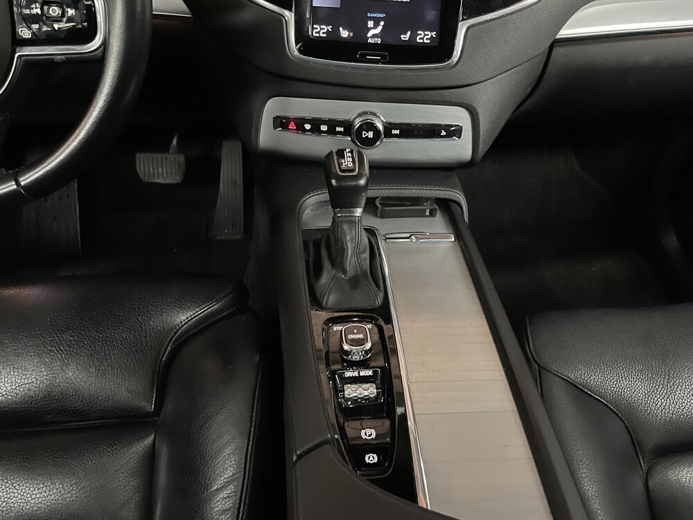 Volvo XC90 2.0 D5 AWD Momentum 224hp 2016, NN-328-G