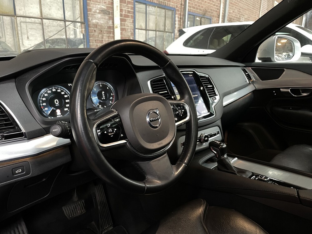 Volvo XC90 2.0 D5 AWD Momentum 224hp 2016, NN-328-G