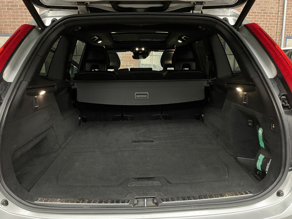 Volvo XC90 2.0 D5 AWD Momentum 224hp 2016, NN-328-G