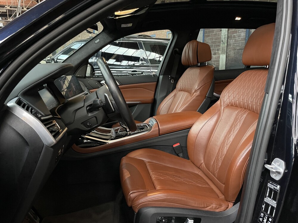 BMW X7 xDrive40i M-Sport High Executive G07 340hp 2020 -Orig. NL-, H-900-TZ