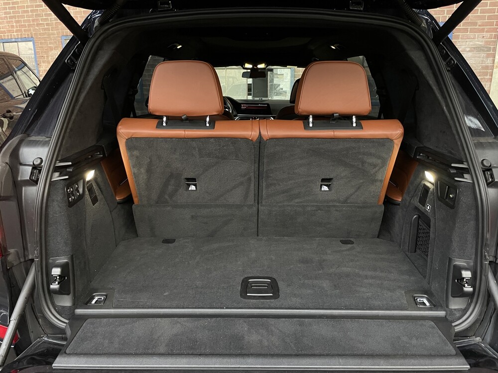 BMW X7 xDrive40i M-Sport High Executive G07 340hp 2020 -Orig. NL-, H-900-TZ