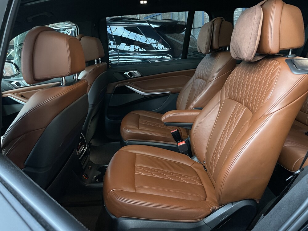 BMW X7 xDrive40i M-Sport High Executive G07 340hp 2020 -Orig. NL-, H-900-TZ