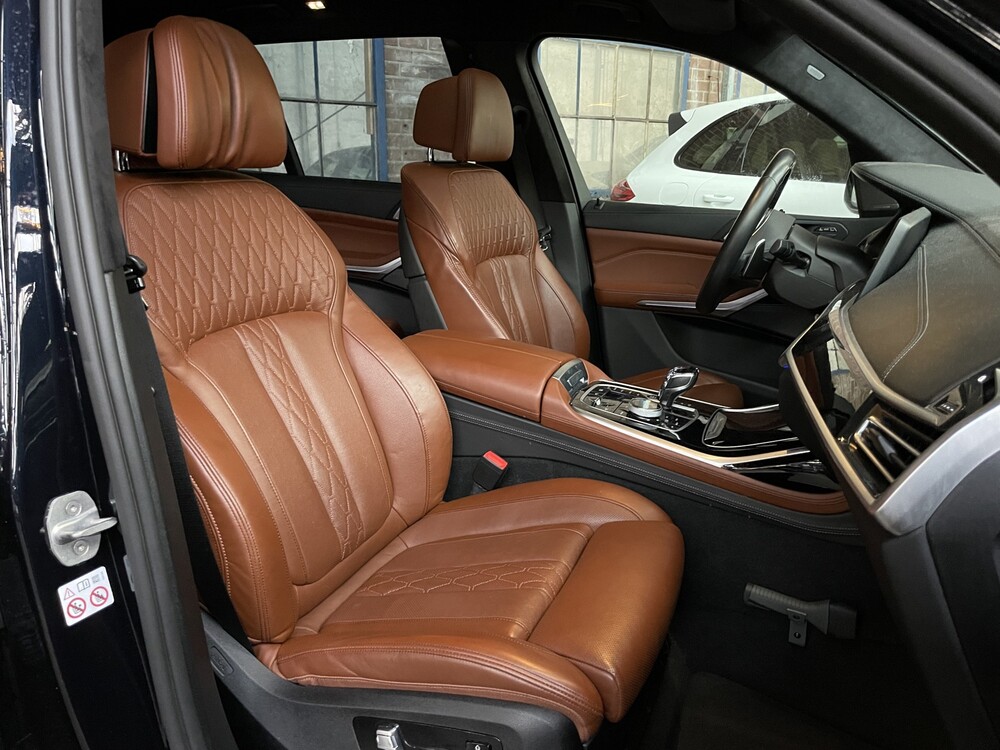 BMW X7 xDrive40i M-Sport High Executive G07 340hp 2020 -Orig. NL-, H-900-TZ