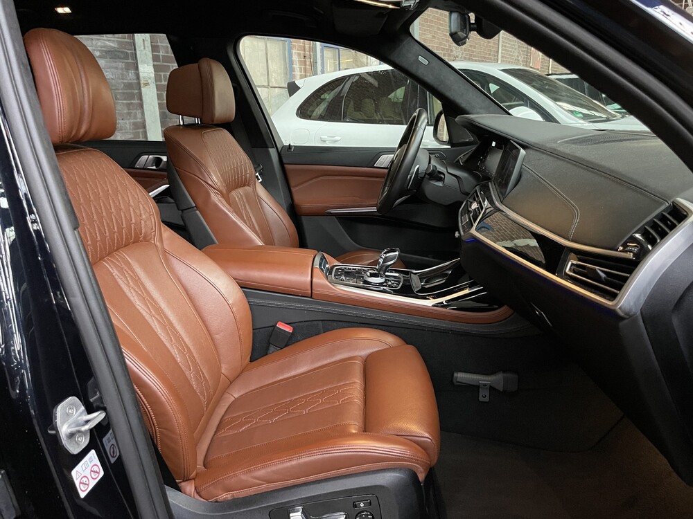 BMW X7 xDrive40i M-Sport High Executive G07 340hp 2020 -Orig. NL-, H-900-TZ