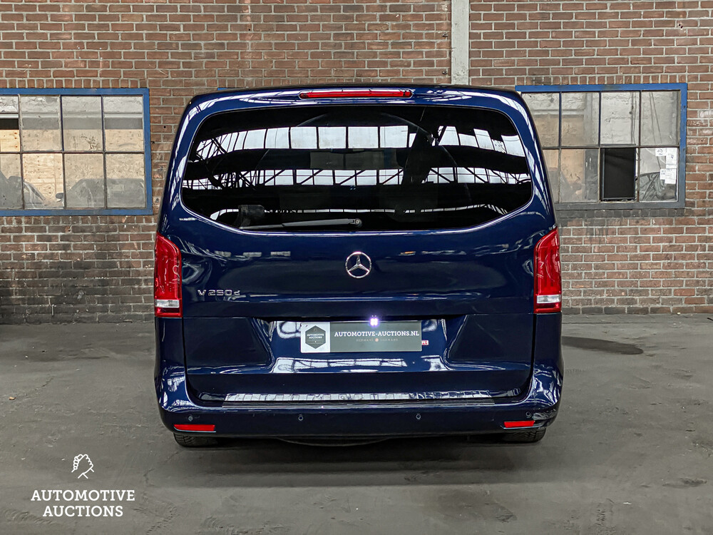 Mercedes-Benz V250d VIP Edition V-Class 190hp 2018, P-896-XT
