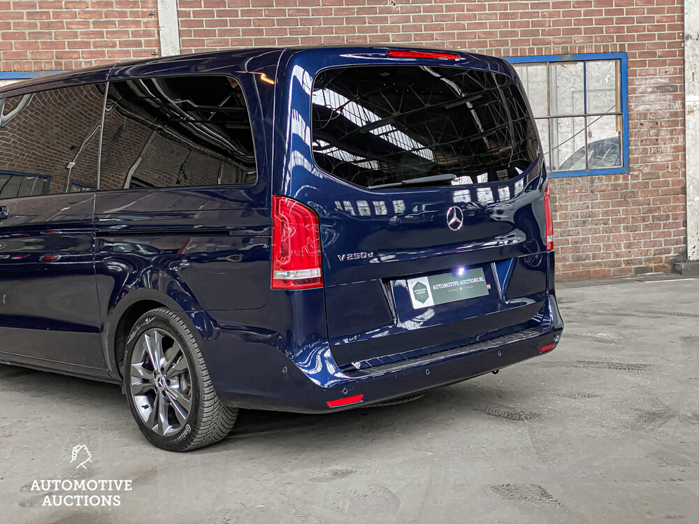 Mercedes-Benz V250d VIP Edition V-Class 190hp 2018, P-896-XT