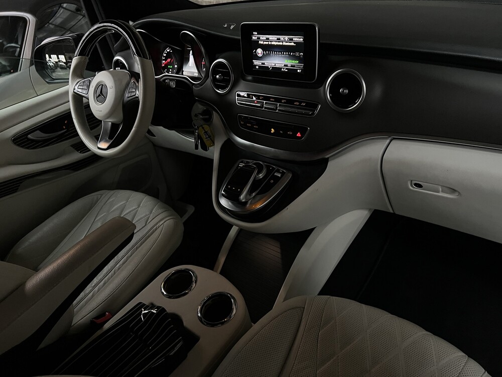 Mercedes-Benz V250d VIP Edition V-Class 190hp 2018, P-896-XT