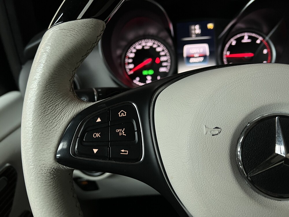 Mercedes-Benz V250d VIP Edition V-Class 190hp 2018, P-896-XT