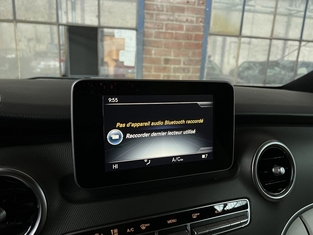 Mercedes-Benz V250d VIP Edition V-Class 190hp 2018, P-896-XT