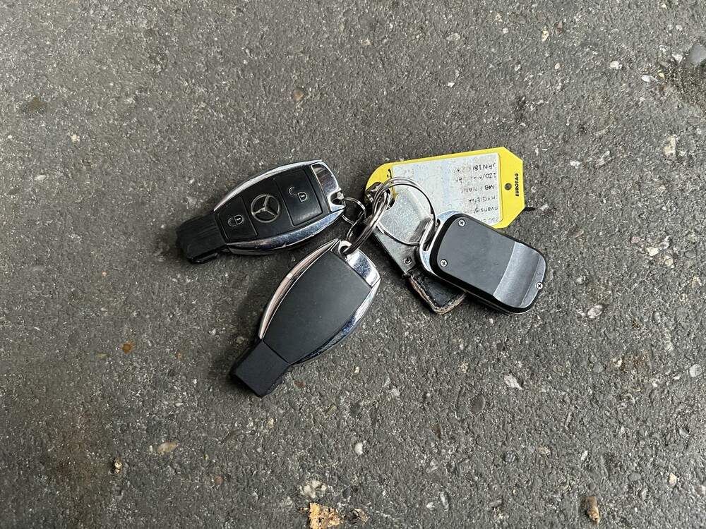 Mercedes-Benz V250d VIP Edition V-Class 190hp 2018, P-896-XT